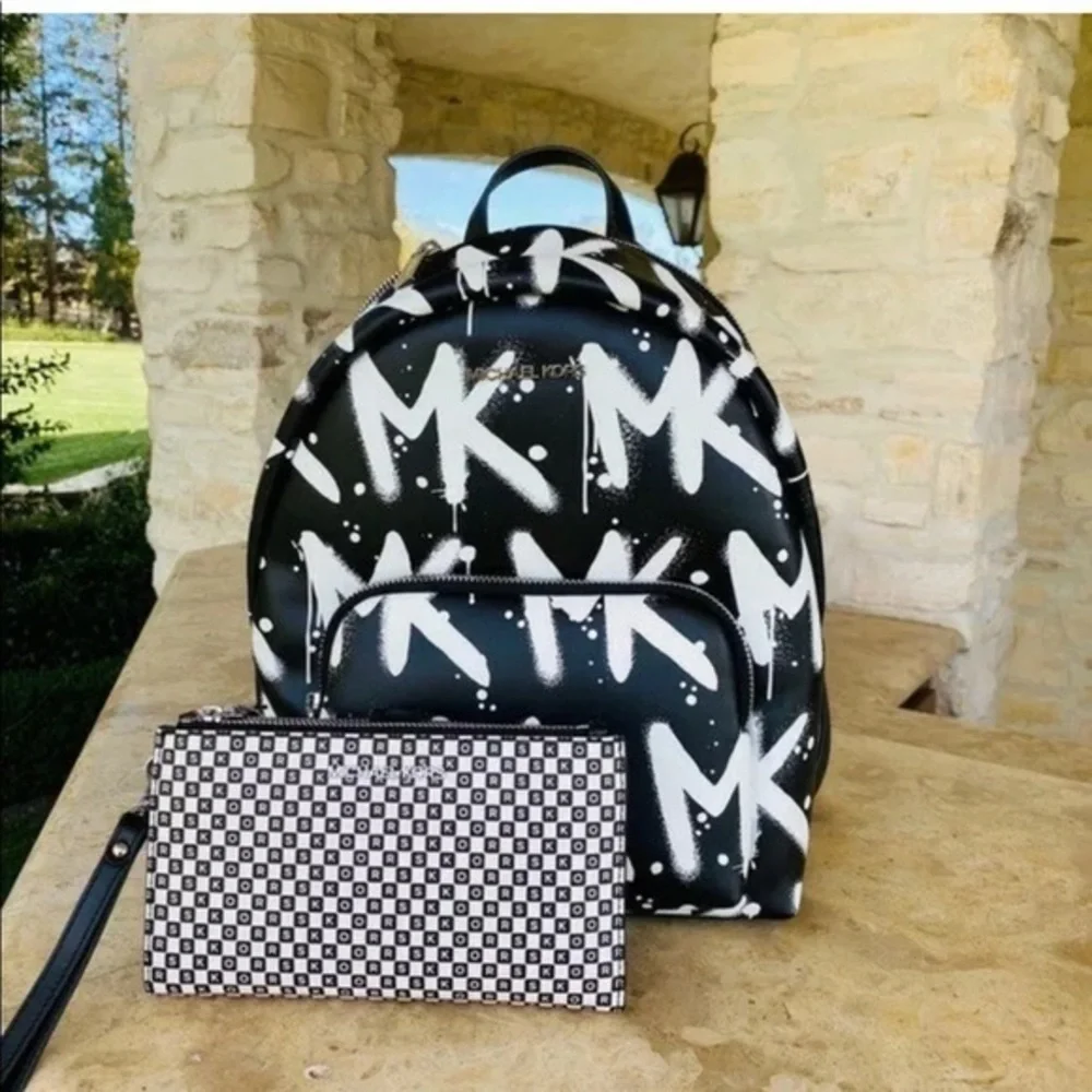 Michael kors New York Erin backpack+wallet set